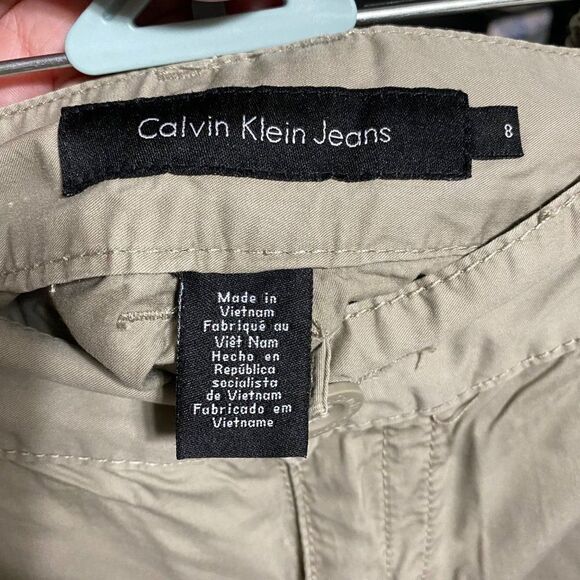Calvin Klein Beige capris - Picture 5 of 5